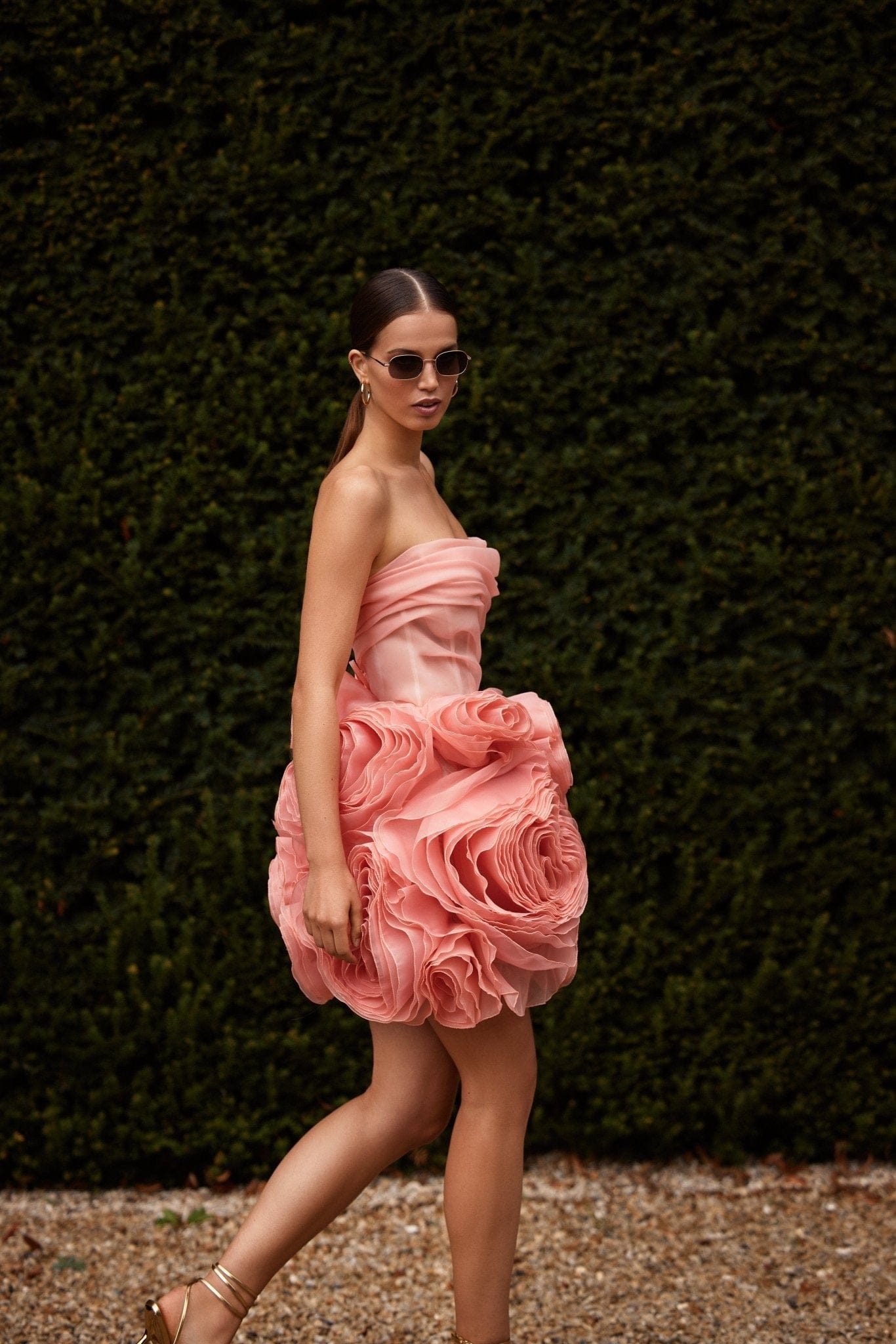 APPLIQUED ORGANZA CORAL MINI DRESS