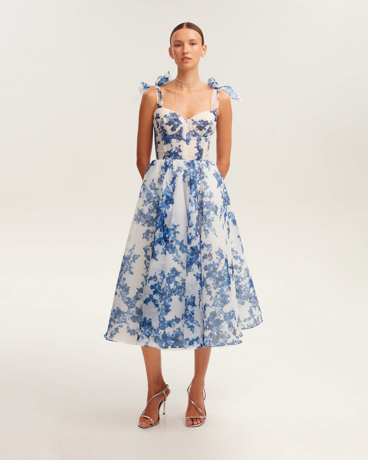 CHARMING BLUE HYDRANGEA-PATTERNED ORGANZA MIDI DRESS, GARDEN OF EDEN