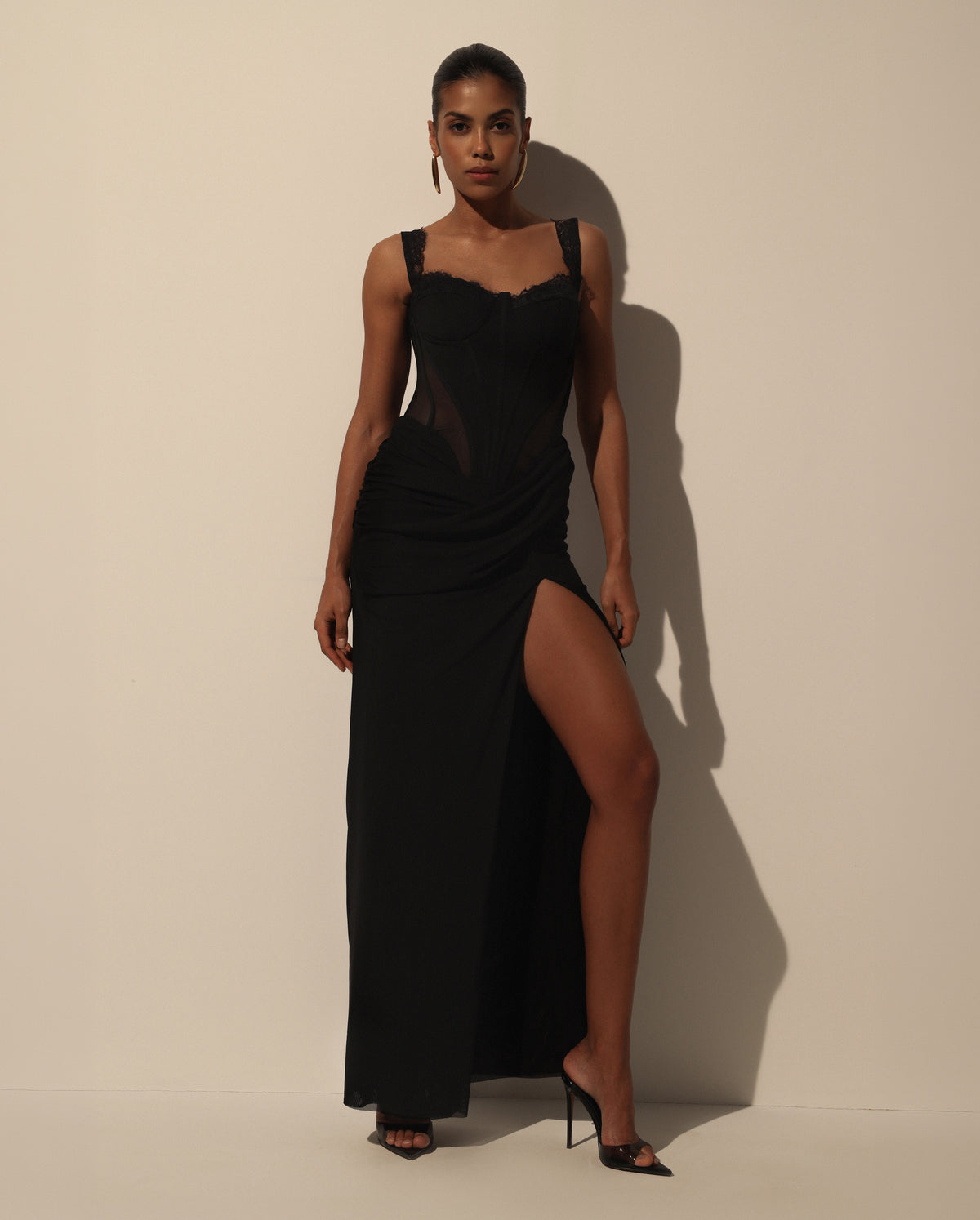 BLACK MAXI DRESS WITH CORSET BODICE AND SLIT