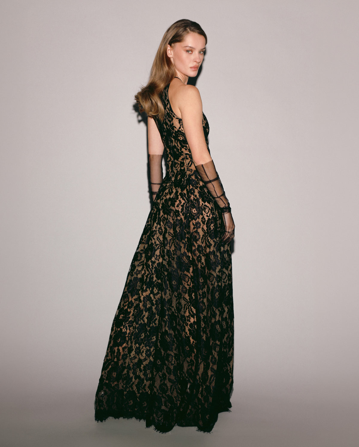 BLACK CHANTILLY LACE MAXI DRESS
