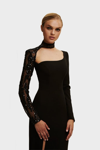 TRUMPET GOWN WITH DETACHABLE SLEEVE