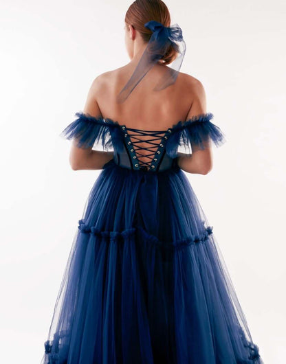 ELEGANT OFF-THE-SHOULDER MAXI DRESS