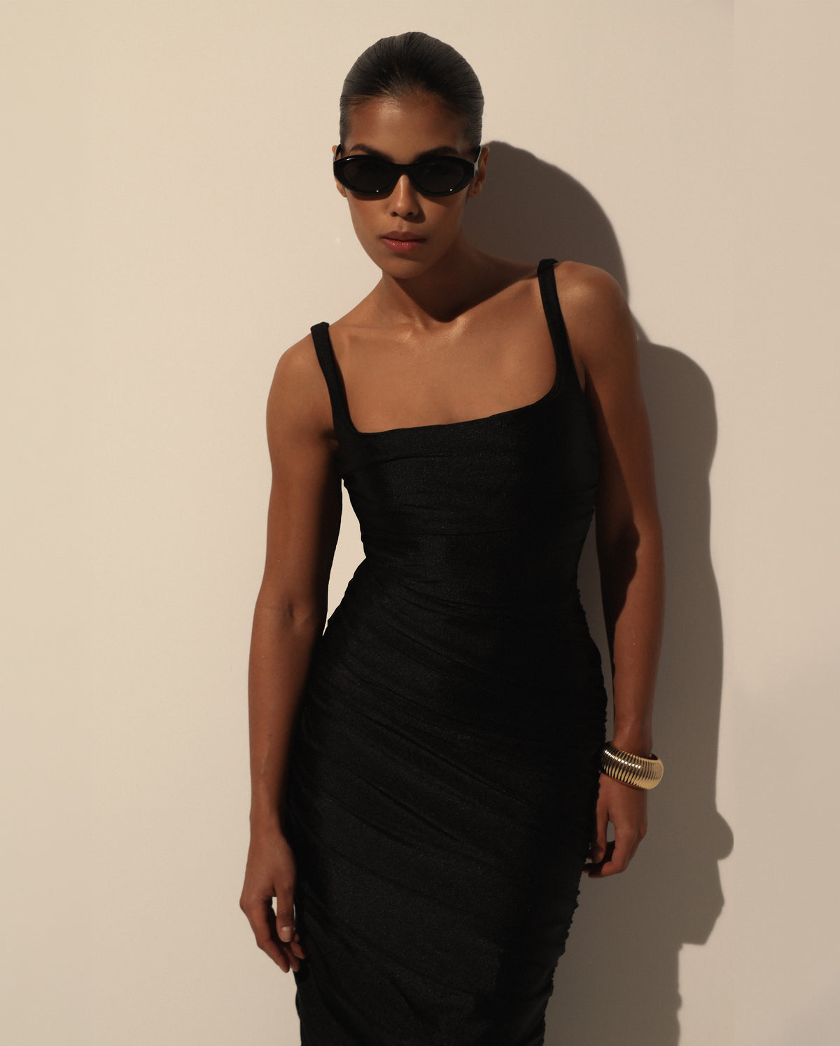 BLACK DRAPED MIDI DRESS