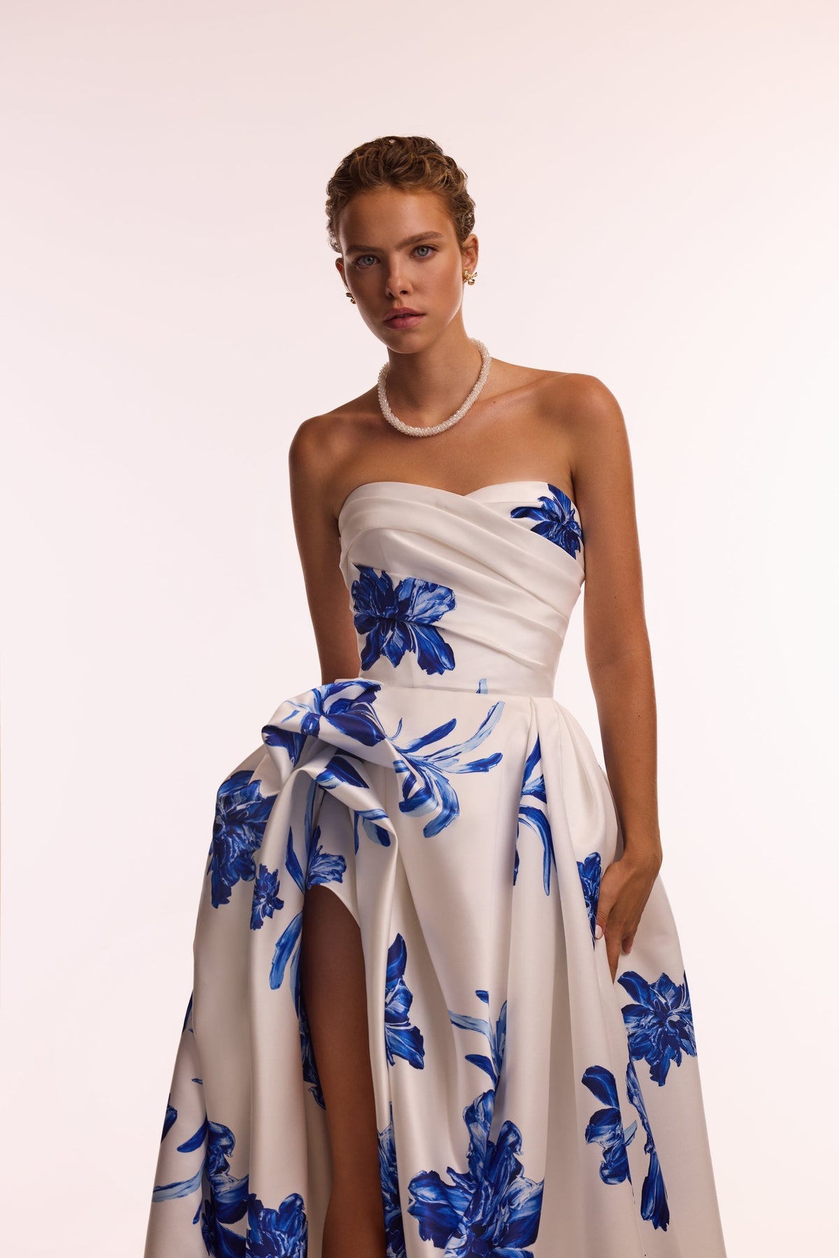 WONDERFUL WHITE A-LINE MAXI DRESS WITH BLUE FLOWERS, GLOW-UP
