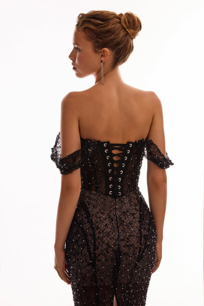 STRIKING BLACK SEQUINED MAXI DRESS
