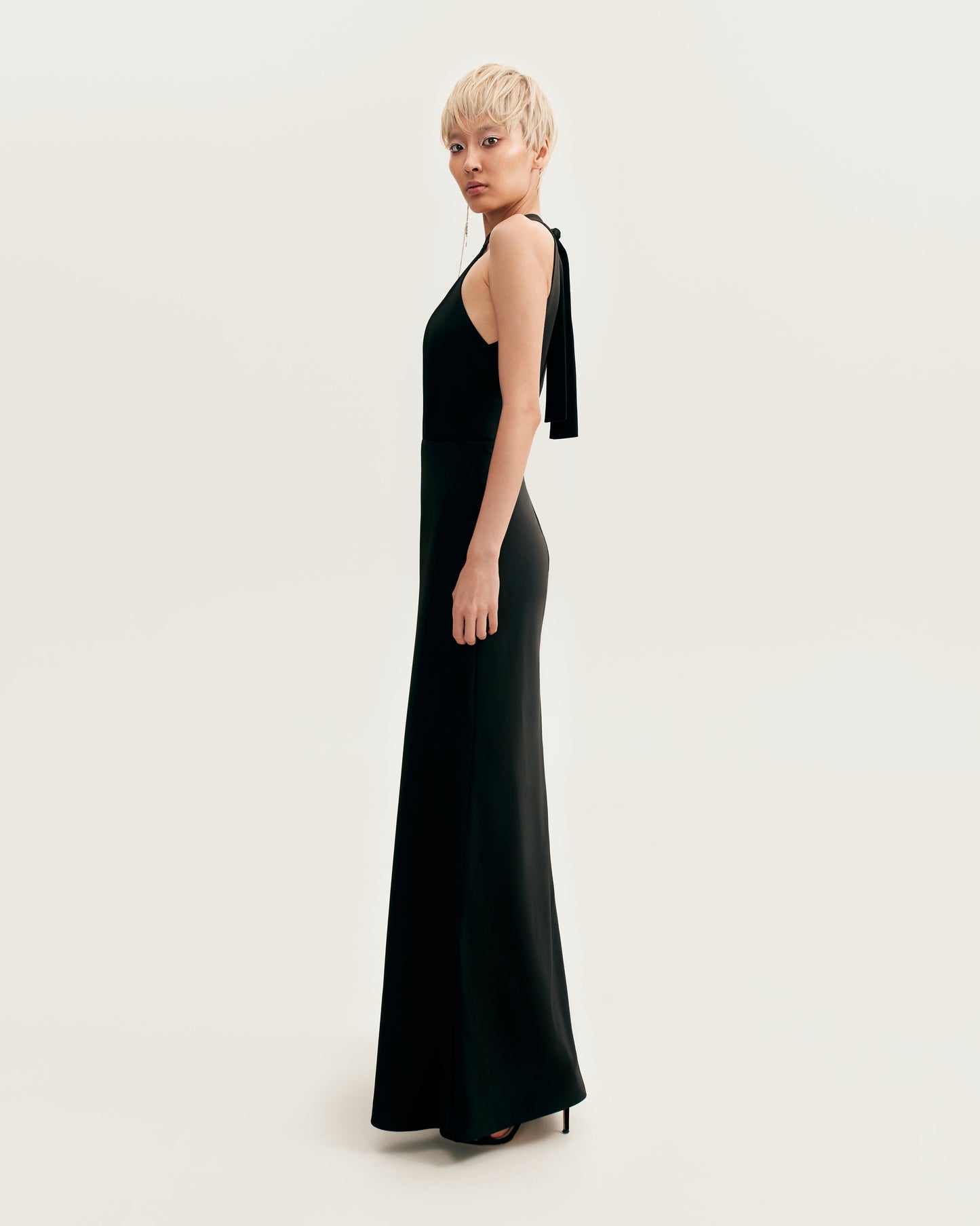 CLASSICAL BLCK HALTERNECK SATIN MAXI DRESS