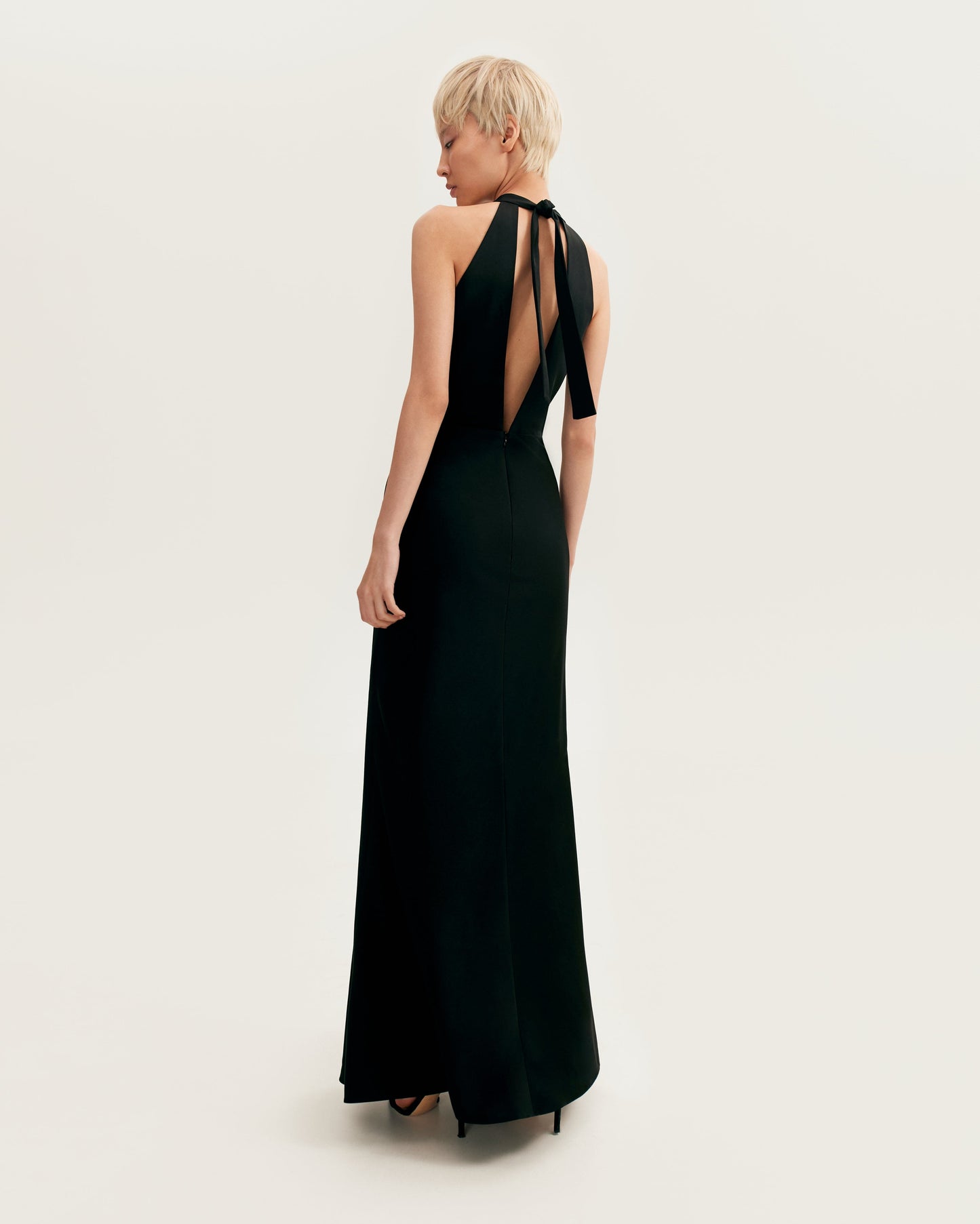 CLASSICAL BLCK HALTERNECK SATIN MAXI DRESS