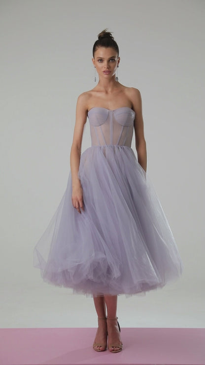 LAVENDER STRAPLESS PUFFY MIDI TULLE DRESS