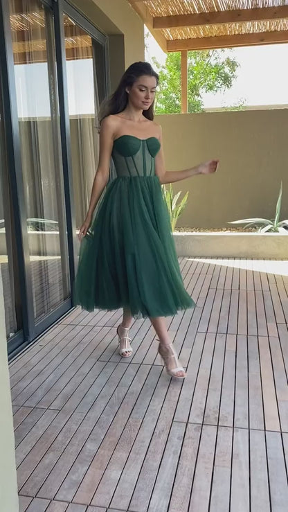 EMERALD GREEN STRAPLESS PUFFY MIDI TULLE DRESS