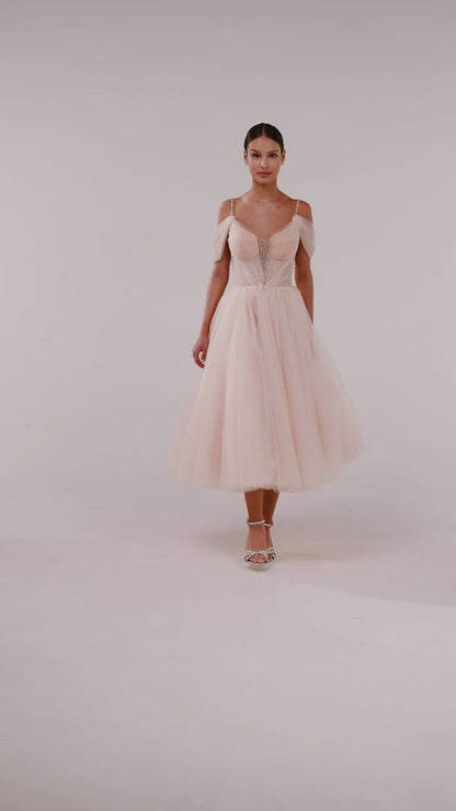 FEMININE PEACH TULLE COCKTAIL DRESS