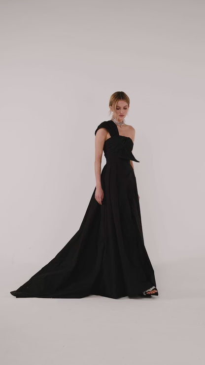 NERO TAFFETA EVENING GOWN